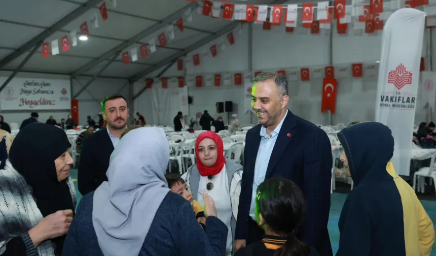 Başkan Toptaş, Ramazan’ın bereketini vatandaşlarla paylaştı