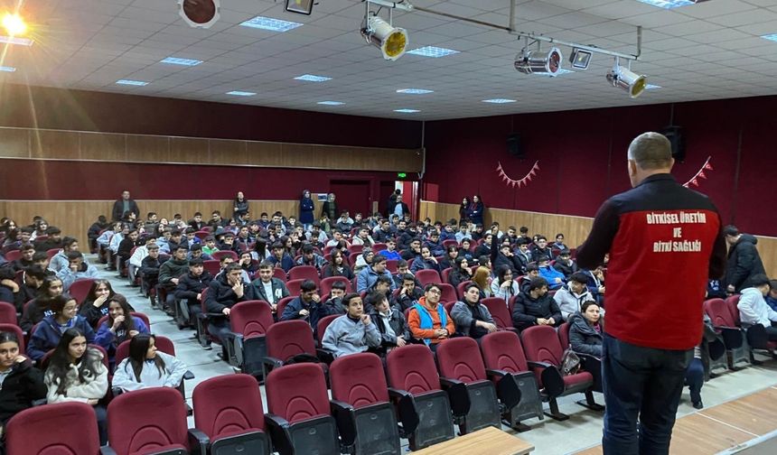 Göksun’da organik tarım tüketici bilinci eğitimi verildi