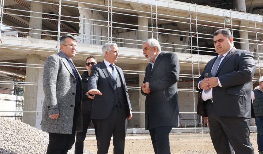 Kahramanmaraş Valiliği yeni binasında çalışmalarda son durum