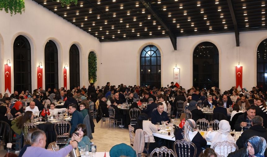 Kahramanmaraş Valisi, şehit aileleri ve gazilerle iftar programında buluştu