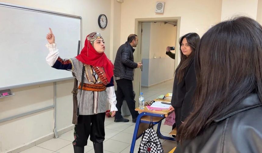 Kahramanmaraş’ın kurtuluşu okullarda anlatıldı