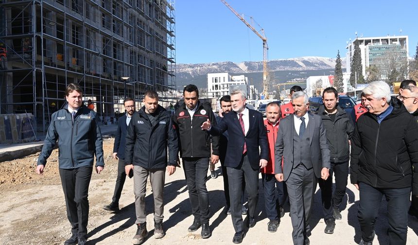 Kahramanmaraşlıların desteğiyle şehir yeniden ayağa kalkıyor