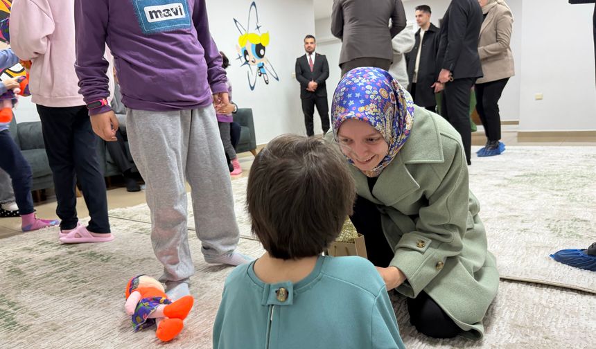 Kahramanmaraş’ta özel çocuklara sevgi dolu buluşma