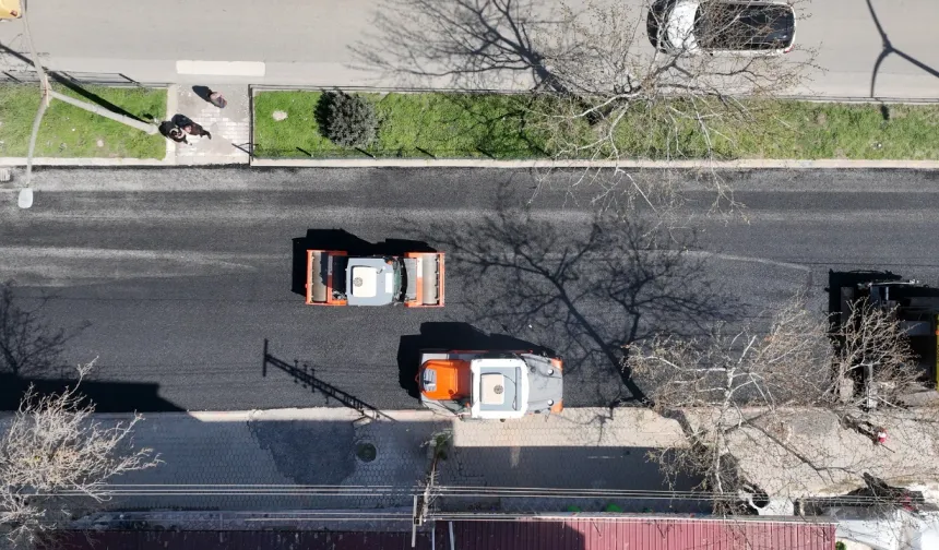 Recep Tayyip Erdoğan Bulvarı'na 700 ton asfalt dökülüyor