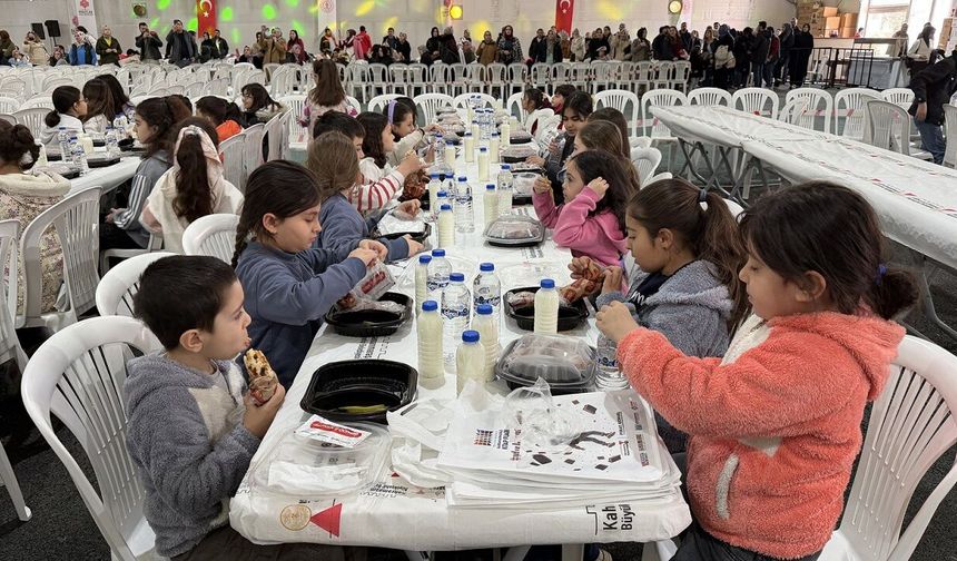 Kahramanmaraş’ta çocuklar tekne orucu etkinliğinde buluştu