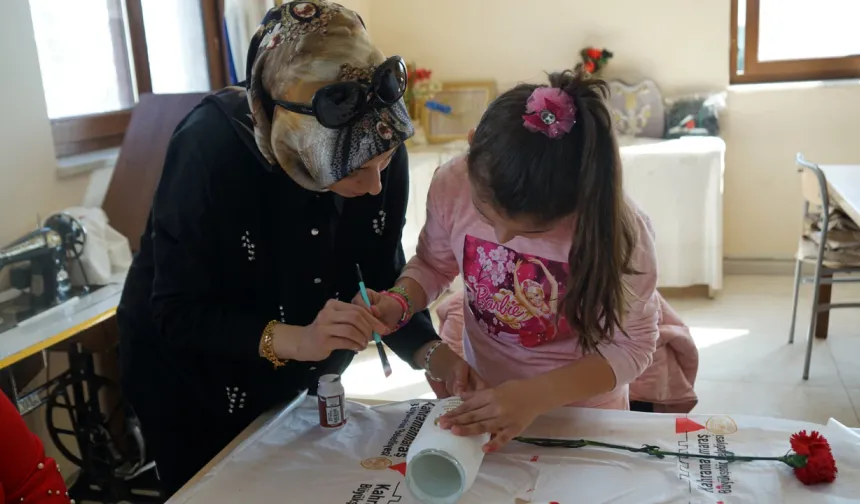 Kahramanmaraş’ta minik eller Ramazan kandili tasarladı