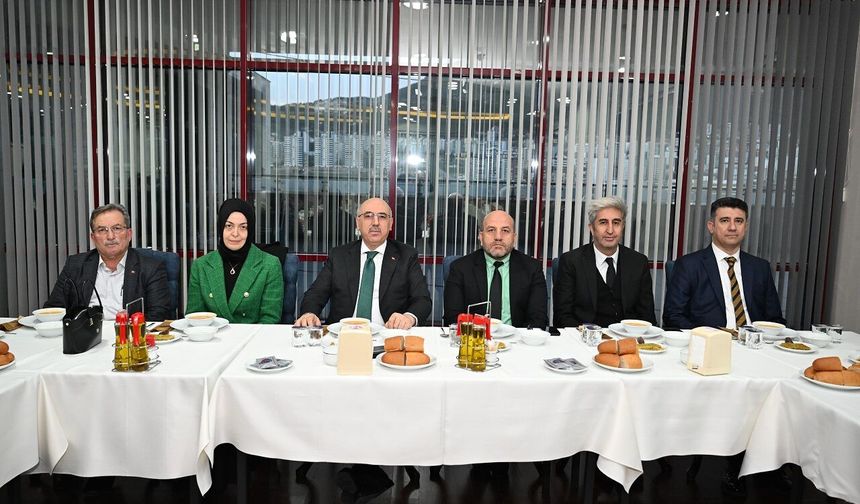 Kahramanmaraş’ta Ramazan bereketi huzurevi sakinleriyle paylaşıldı