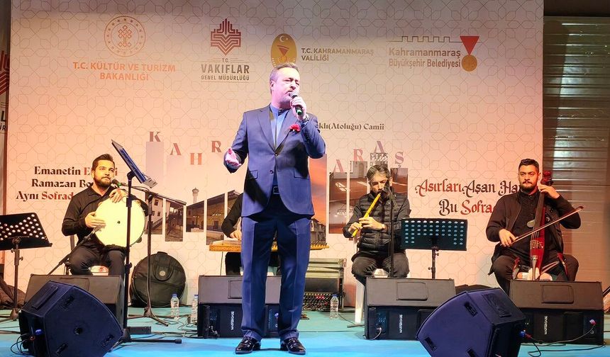 Kahramanmaraş’ta Ramazan gecesi ilahilerle doldu