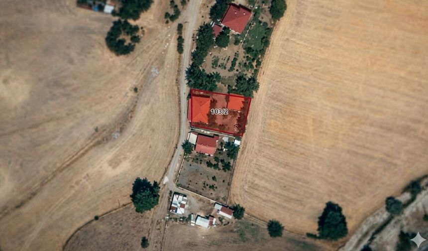 Andırın'da icradan 3.4 milyon TL'ye müstakil evli arsa satışa çıktı