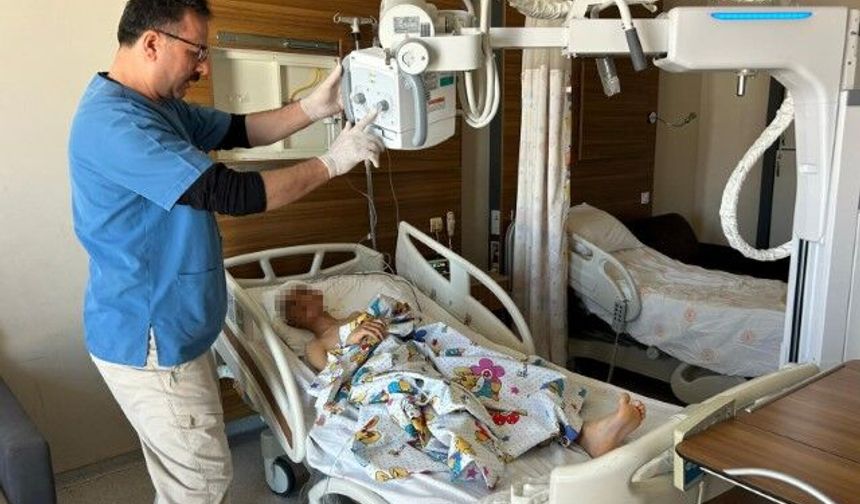 5 yaşındaki kuzeninin öldüğünden habersiz iyileşeceği günü bekliyor