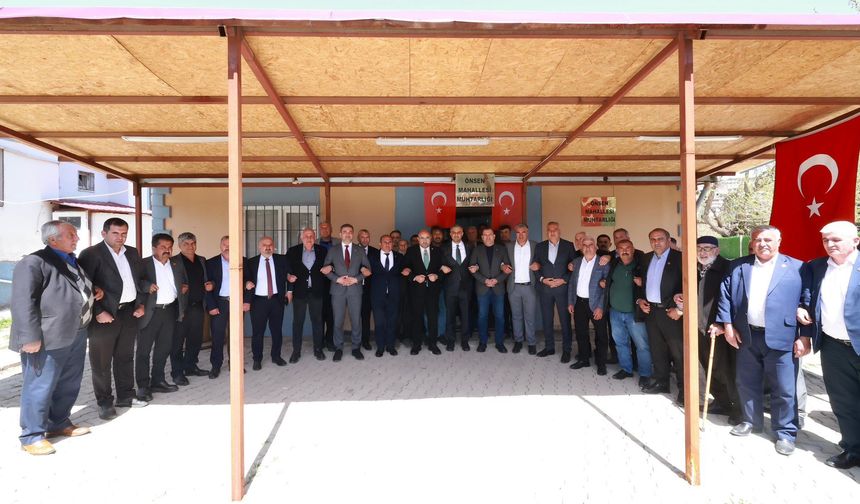 Başkan Hanifi Toptaş ve Milletvekili Mehmet Şahin muhtarlarla buluştu