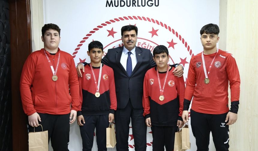 Kahramanmaraşlı sporcu Berat Çölbeyi Türkiye Şampiyonu oldu!