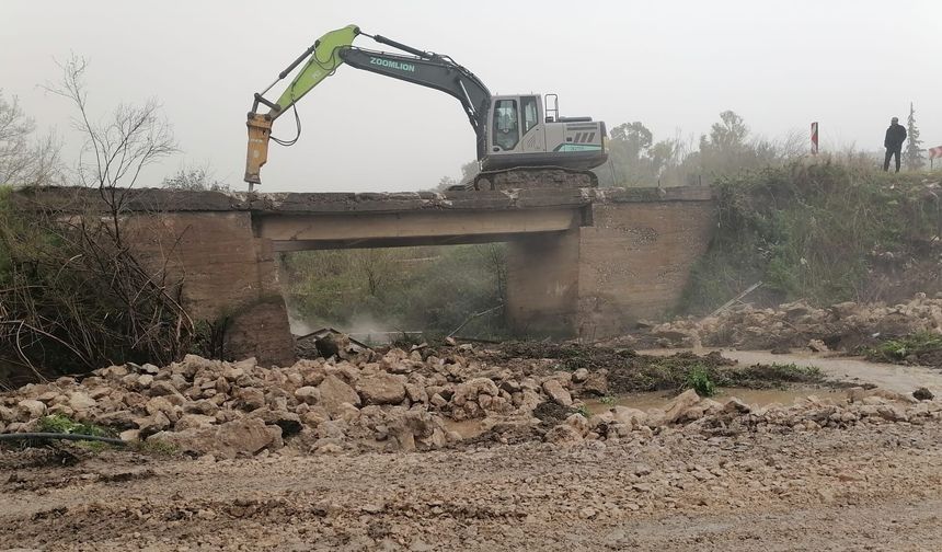 Kahramanmaraş’ta Eski Köprü Modern Standartlara Göre Yenileniyor