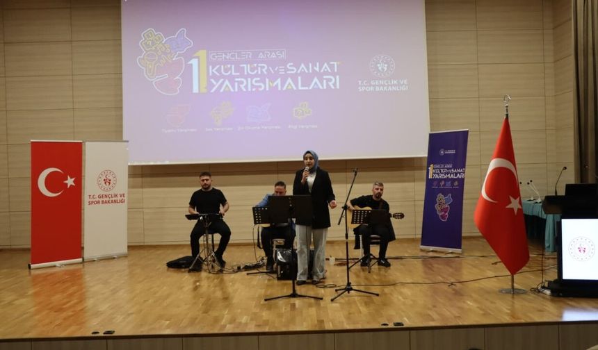 Kahramanmaraş'ta Şiir Okuma Yarışması il finalleri yapıldı