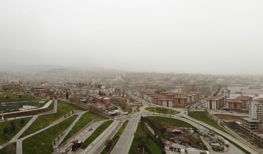 Kahramanmaraş'ta toz taşınımı havadan görüntülendi