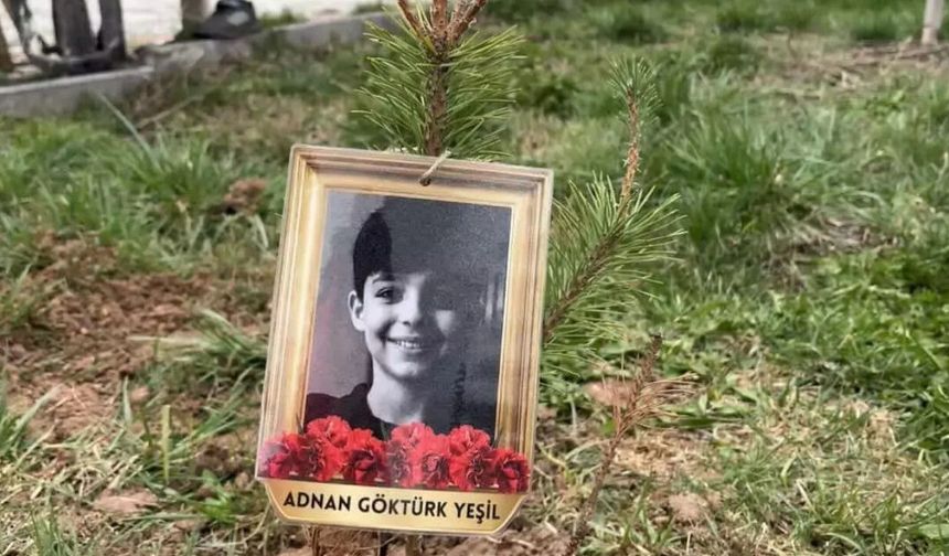 Kahramanmaraş’taki saldırıda şehit olan Ayla öğretmen ve öğrencileri için fidan dikti