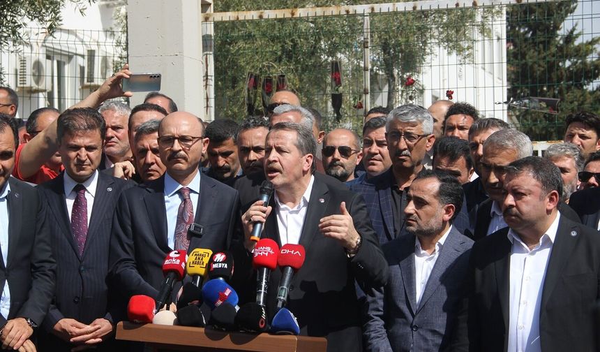 Saldırının yaşandığı Kahramanmaraş’taki okul önünde dikkat çeken açıklama