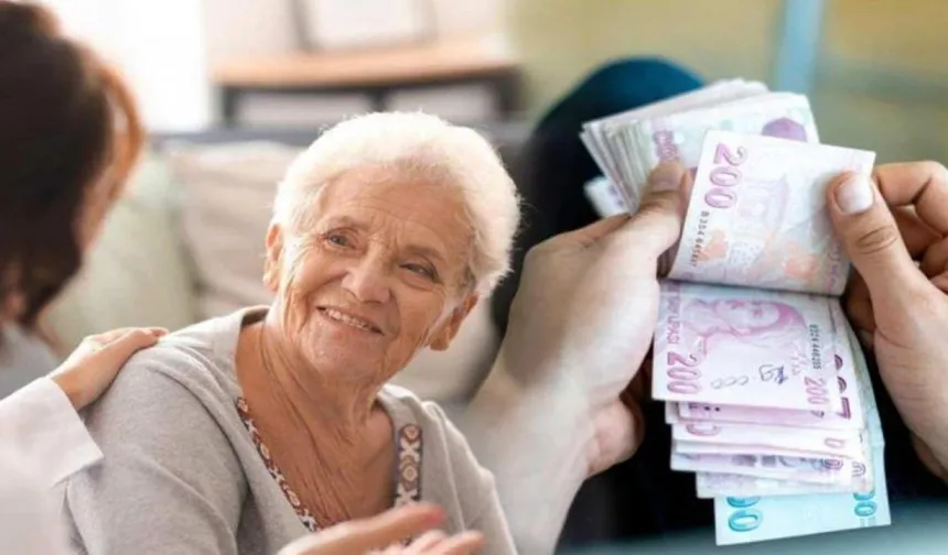 7,12 milyar TL'lik Evde Bakım Yardımı hesaplara yatırılıyor