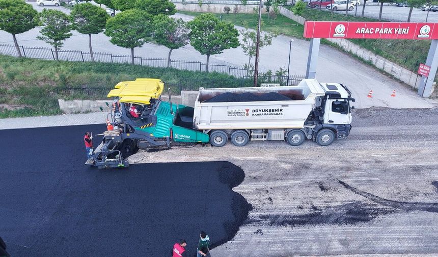 Elbistan Devlet Hastanesi yolu sıcak asfaltla kaplanıyor