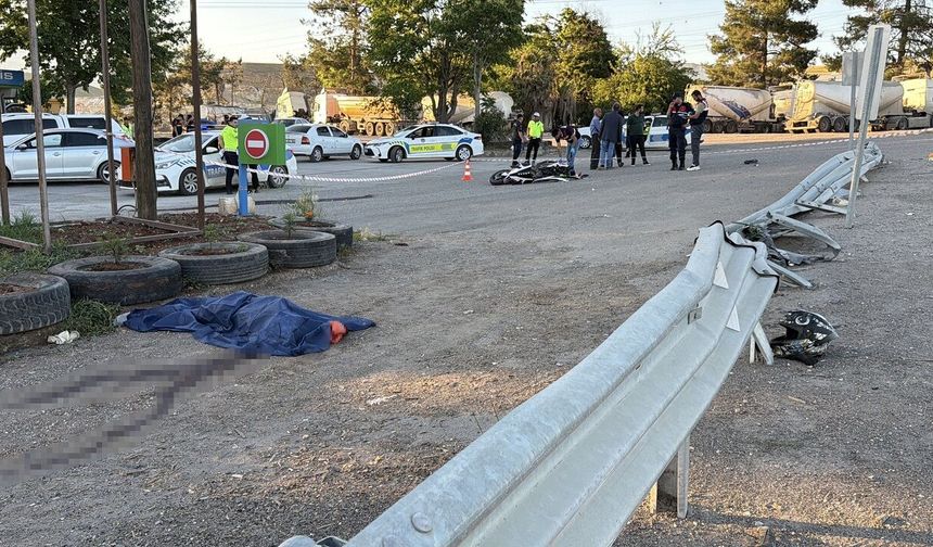 Kahramanmaraşlı genç sürücü Adıyaman’da feci kazada öldü