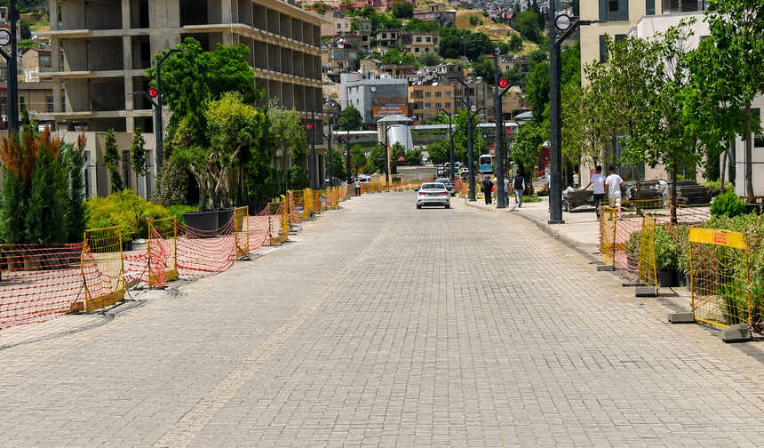Kahramanmaraş’ta Trabzon Bulvarı Trafiğe Açıldı