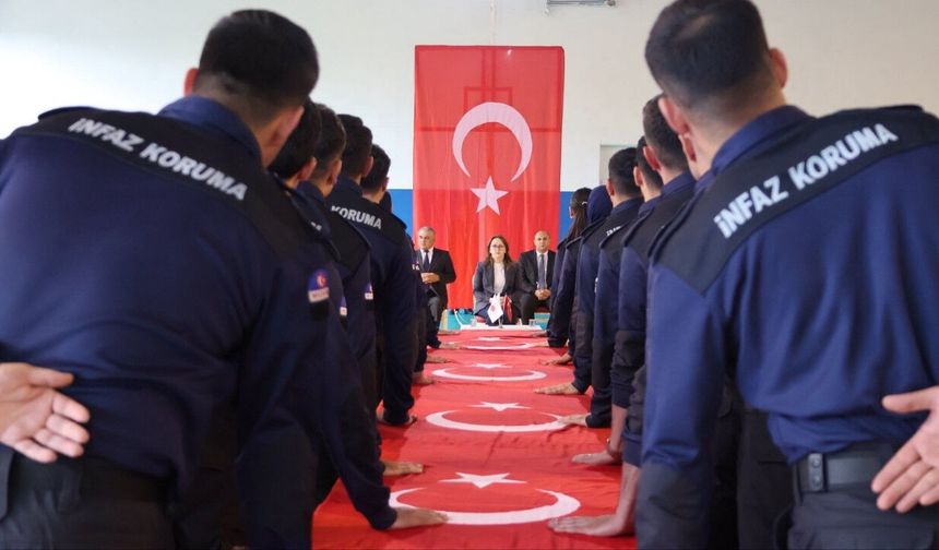 Kahramanmaraş'ta yeni infaz koruma memurları yemin etti