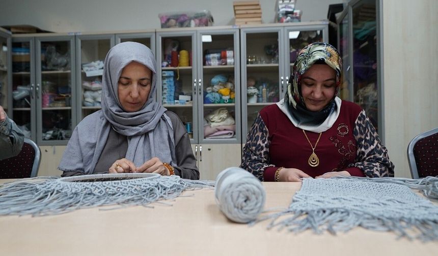 KAMEK bahar döneminde 26 branşta 750 kursiyere eğitim veriyor