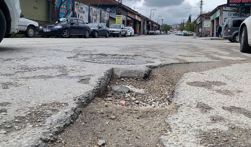 Kahramanmaraşlı sürücülere müjde! Bozuk yol araca zarar verirse tazminat ödenecek