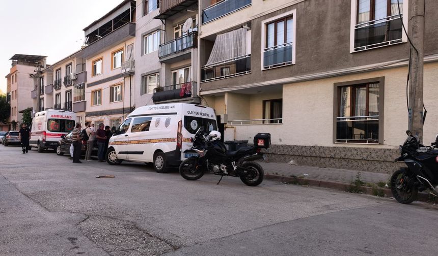 71 yaşındaki kadın evinde ölü bulundu
