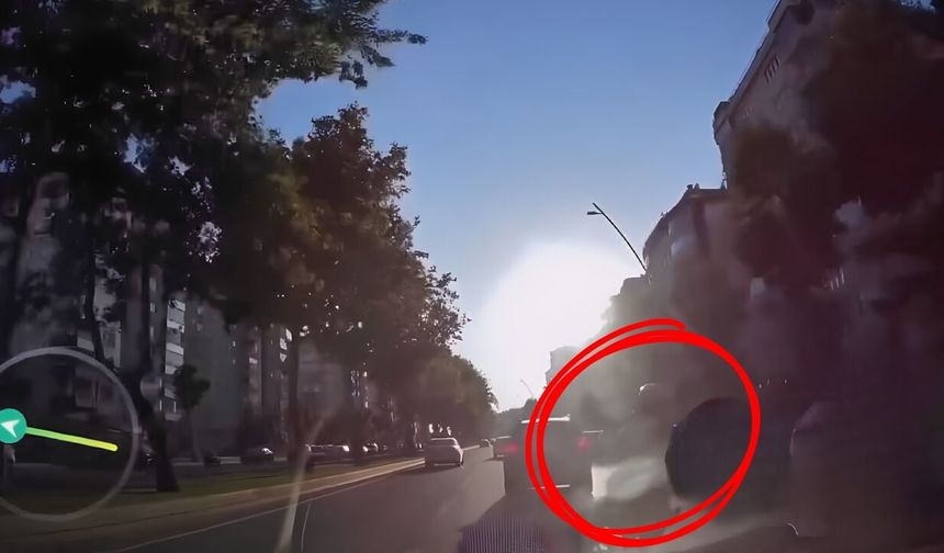 Kahramanmaraş'ta sağdan sollayan motosikletli otomobile çarptı