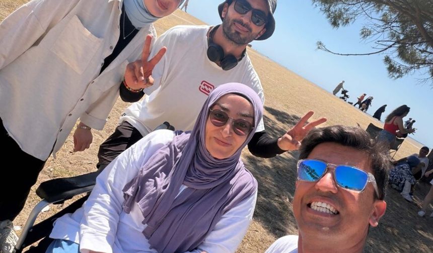 Yürüme engelli Münire, yamaç paraşütü ile uçma hayalini gerçekleştirdi