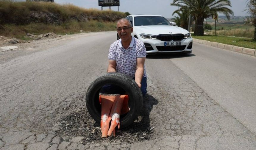 Depremzedelerin yol çilesi: Çukurlara kendi önlemlerini aldılar