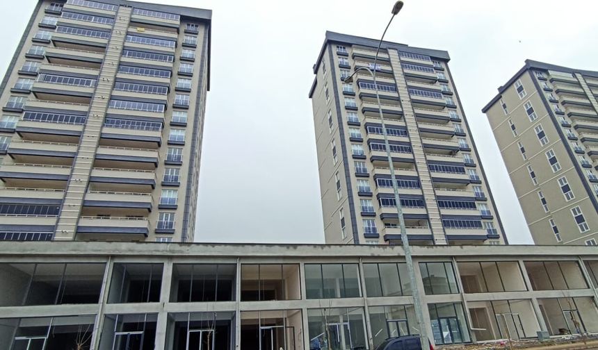 Kahramanmaraş'ta 42 kişinin öldüğü bina davasında belediye yetkililerine dava
