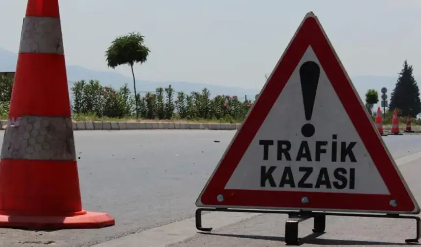 Kahramanmaraş’ta Halk Otobüsüne Çarpan Sürücü Öldü