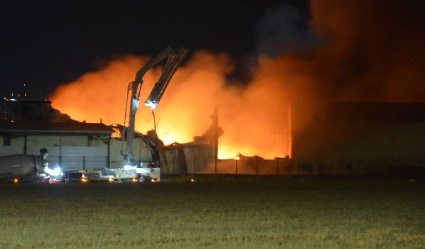 Kahramanmaraş'ta tekstil fabrikasındaki yangının zararı 17 milyon avro