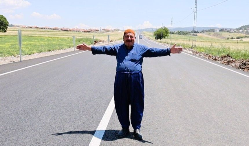 Kahramanmaraş’ta Yenilenen Yolu Gören Vatandaş Çok İlginç Bir Benzetme Yaptı