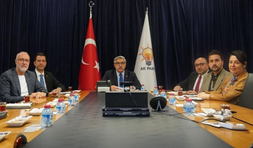 Prof. Dr. Mehmet Şahin AK Parti Genel Merkezi'ndeki kritik toplantıya katıldı