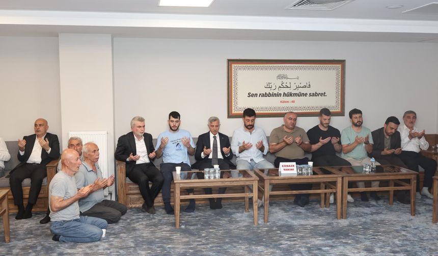Vali Mükerrem Ünlüer'den yangın mağduru aileye taziye ziyareti