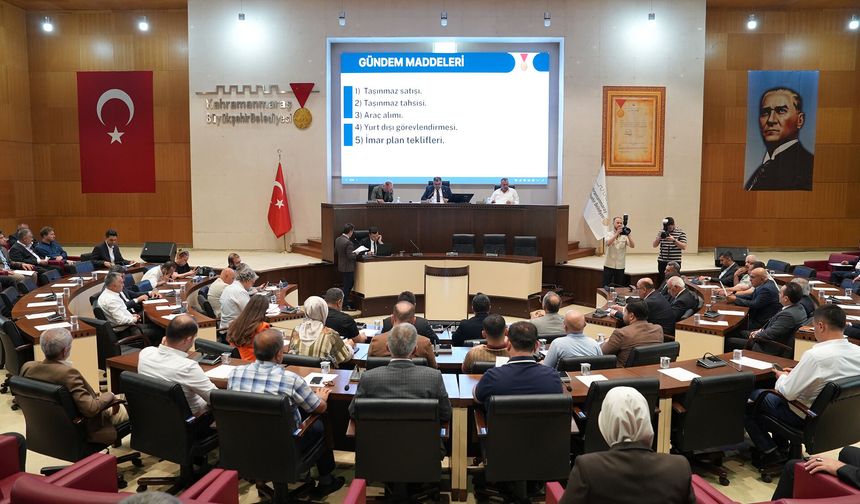 Kahramanmaraş Meclisi’nde araç alımı ve imar teklifleri kabul edildi