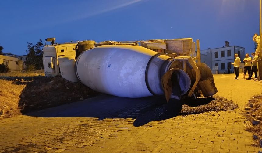 Kahramanmaraş’ta beton mikseri devrildi: 1 yaralı
