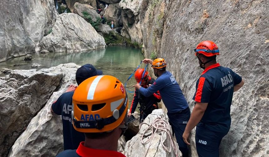 Kahramanmaraş'ta Döngel Mağarası'nda 14 Yaşındaki Çocuk Mahsur Kaldı
