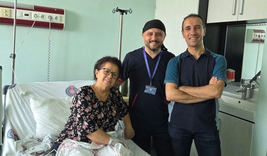 Kahramanmaraş'ta Eski Öğrencisi Öğretmenini Sağlığına Kavuşturdu