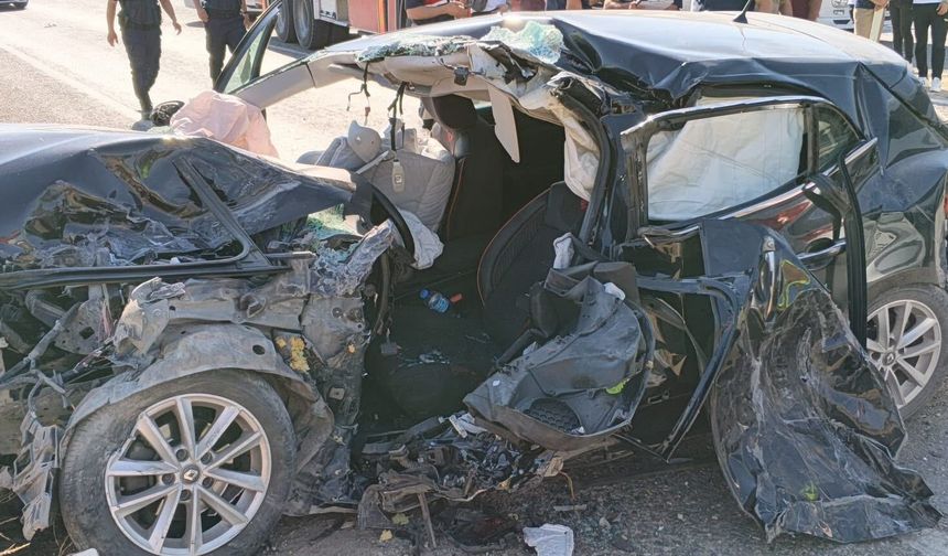 Kahramanmaraş'ta Yolcu Otobüsü ile Otomobil Çarpıştı: 2'si Ağır, 4 Yaralı