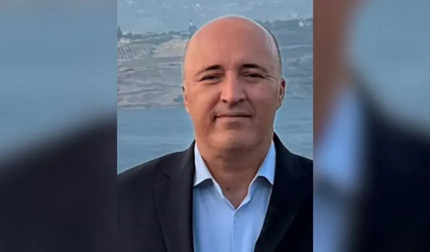 Mustafa Akpınar: “Bu Millet Darbecilere Boyun Eğmez”