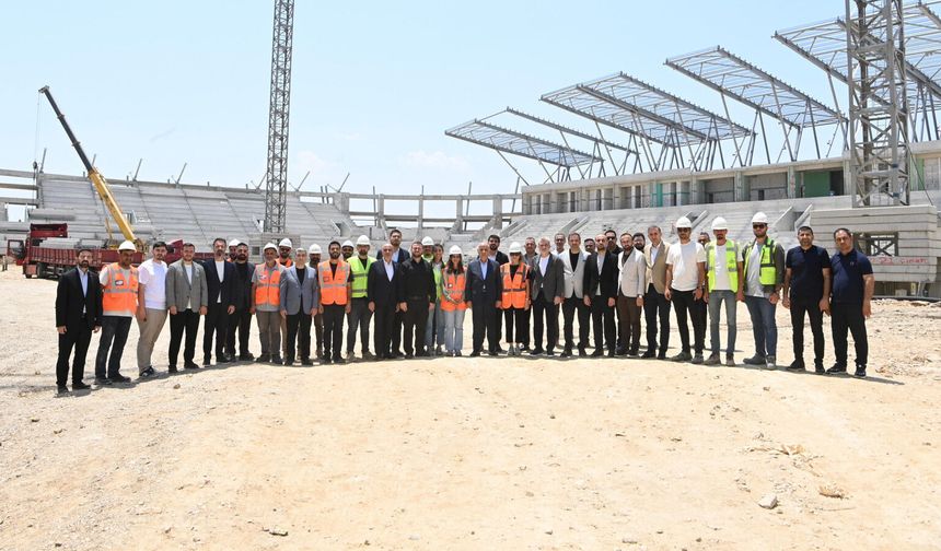 Yeni Kahramanmaraş Stadyumu Hızla Tamamlanıyor