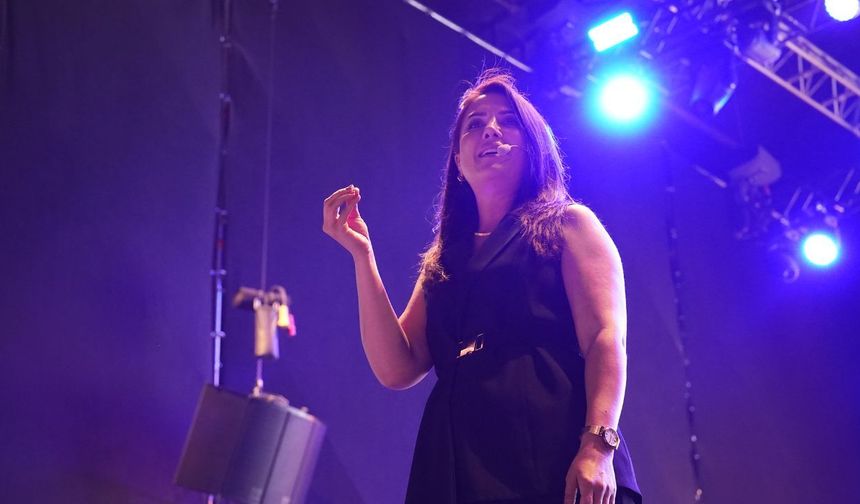 Dilek Cesur’dan Kahramanmaraş’ta çocuk gelişimi ve iletişim ipuçları