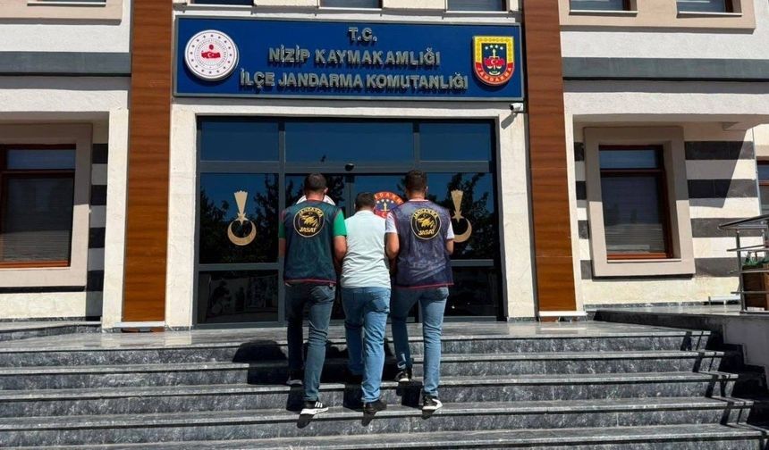 Gaziantepte 10 yıl hapis cezasıyla aranan 2 şahıs yakalandı