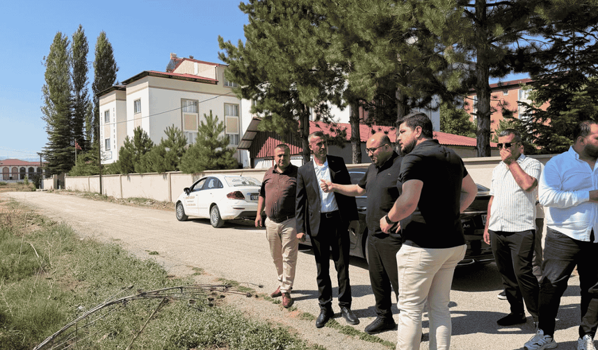 Göksun'da yatırım listesindeki sağlık merkezine hızlı inceleme