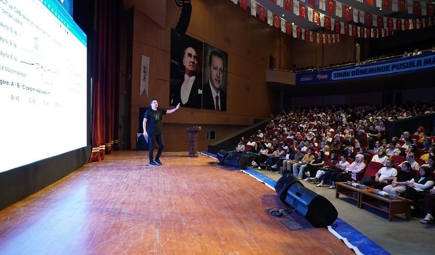 Kahramanmaraş'ta KPSS genel tekrar kampı başladı