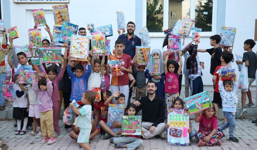 Kahramanmaraş'ta şehit düşen Ayla öğretmenin ardından Elazığ'da anlamlı vefa